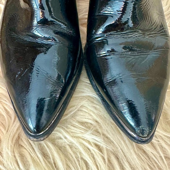 Marc Fisher Yale Pointy Toed Patent Leather Chelsea Bootie 7.5 - Picture 5 of 6